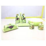 Pyrex mixing bowl and Gibson set