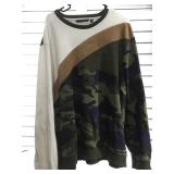 Sean John color block design sweatshirt. Size