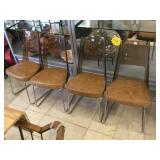 4 plastic back chairs