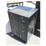 Heavy duty tool box on wheels w/key, approx