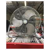 Metal floor fan