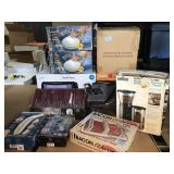 Household and decorative items - most in boxes