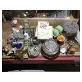 Household decorative items