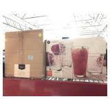 Amazon Basics 16-Piece Dinnerware in box and 16