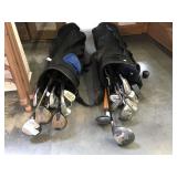Pr golf bags with clubs