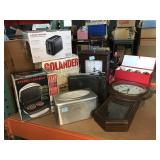 Household and decorative items - some in boxes