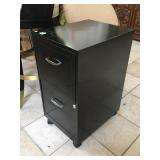 Rolling metal file cabinet w/key