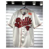 Chicago bulls baseball jersey size medium