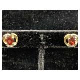 14K Gold Earrings garnet diamonds 2.3g