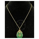 14K Gold necklace and jade pendant 3.7g