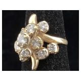 14K Gold Ring 10 dia aprox .60ctw 3.7 g sz 3