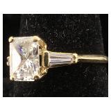 14K Gold Ring with cz crystal 2.6g sz 8