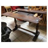 Vintage dining table w/extra leaf, approx 48x30