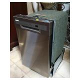 Frigidaire 18in Dishwasher,