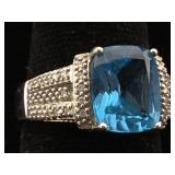 14K Gold Ring with Diamonds and Topaz - 5.7g size