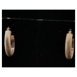 14K Gold Earrings 2.3g