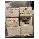 Mixed lot of sports cards