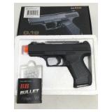 NIB G19 airsoft BBgun with zinc alloy shell. NIB G19 airsoft BBgun with zinc alloy shell.
