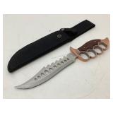 NIB fingertip grip Maxam knife. NIB fingertip grip Maxam knife.