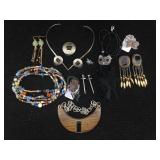 Fashion jewelry lot Fashion jewelry lot