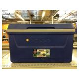 Igloo rolling cooler. Needs cleaning. Igloo rolling cooler. Needs cleaning.