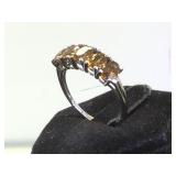 10k GOLD RING W/ orange gemstones, size 8.5, 2.9g