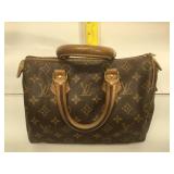Vintage Louis Vuitton Signature Hobo hand bag