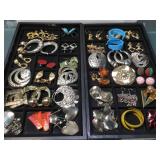 Lot of Earrings
