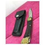 BUCK pocket knife w/ black case Model no. 110