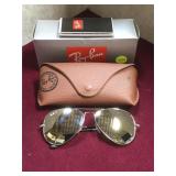 Ray Ban sunglasses w/ case & original box