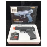 NIB airsoft gun. G19.