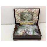 Costume & Fashion Jewelry in Wood Jewelry Box