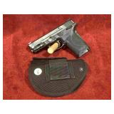 S&W M&P 9mm Shield EZ Pistol - M2.0 - with S&W M&P 9mm Shield EZ Pistol - M2.0 - with