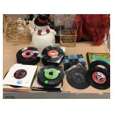 Assortment of 7in 45rpm records. Some foreign Assortment of 7in 45rpm records. Some foreign