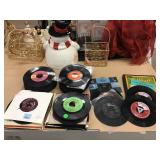 Assortment of 7in 45rpm records. Some foreign