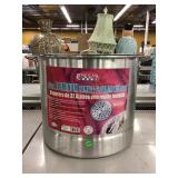 New 40qt Bene Casa steamer with rack, lid. 13x18 New 40qt Bene Casa steamer with rack, lid. 13x18