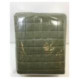 New in package Olive full/queen size quilt. New in package Olive full/queen size quilt.