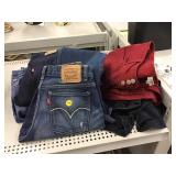 Assorted denim jeans and pants. Most Size XS