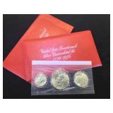 2- 1976 US BICENTENNIAL SILVER UNCIRCULATED SETS