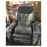 Human touch massage chair