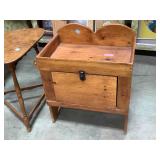 Country pine washstand, heart splashback , 25 in