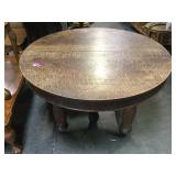 Antique 51 inch D round QS  oak dining table, 5