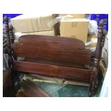 Full size Mahogany pineapple poster bed with