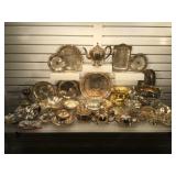 Dining service wares, some plated