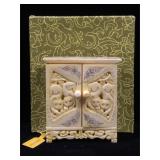 Alexander Kalifano bone scrimshaw miniature