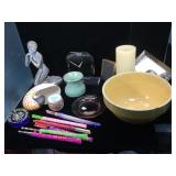 2 boxes,Mack children figures, Paper weight,