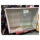 Display showcase with plexi shelves 46 in wide