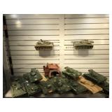 2 wooden Trunks w/Thanks models, see pictures for