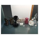 Vintage collectibles, metal bookends 