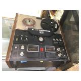 Akai reeled to reel tape player recorder model